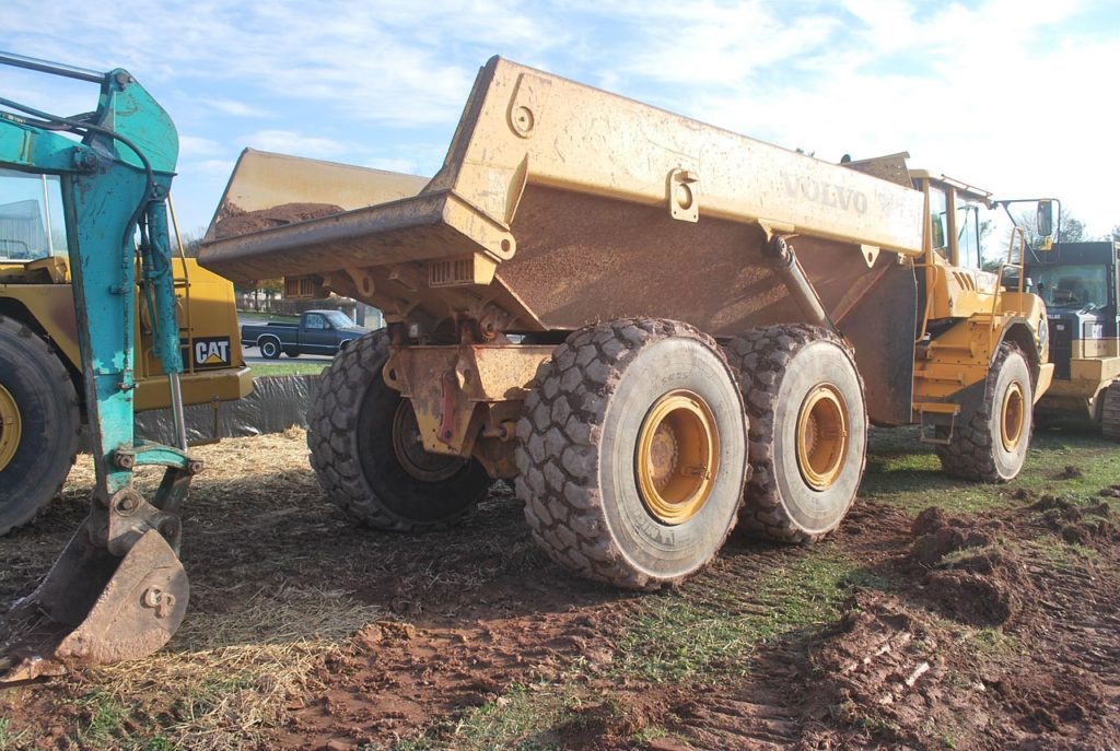 Haul Off for Construction and Landscape Debris 1 Haul Off for Construction and Landscape Debris 1